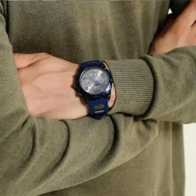 Guess velocity chronograph grey dial men's watch 